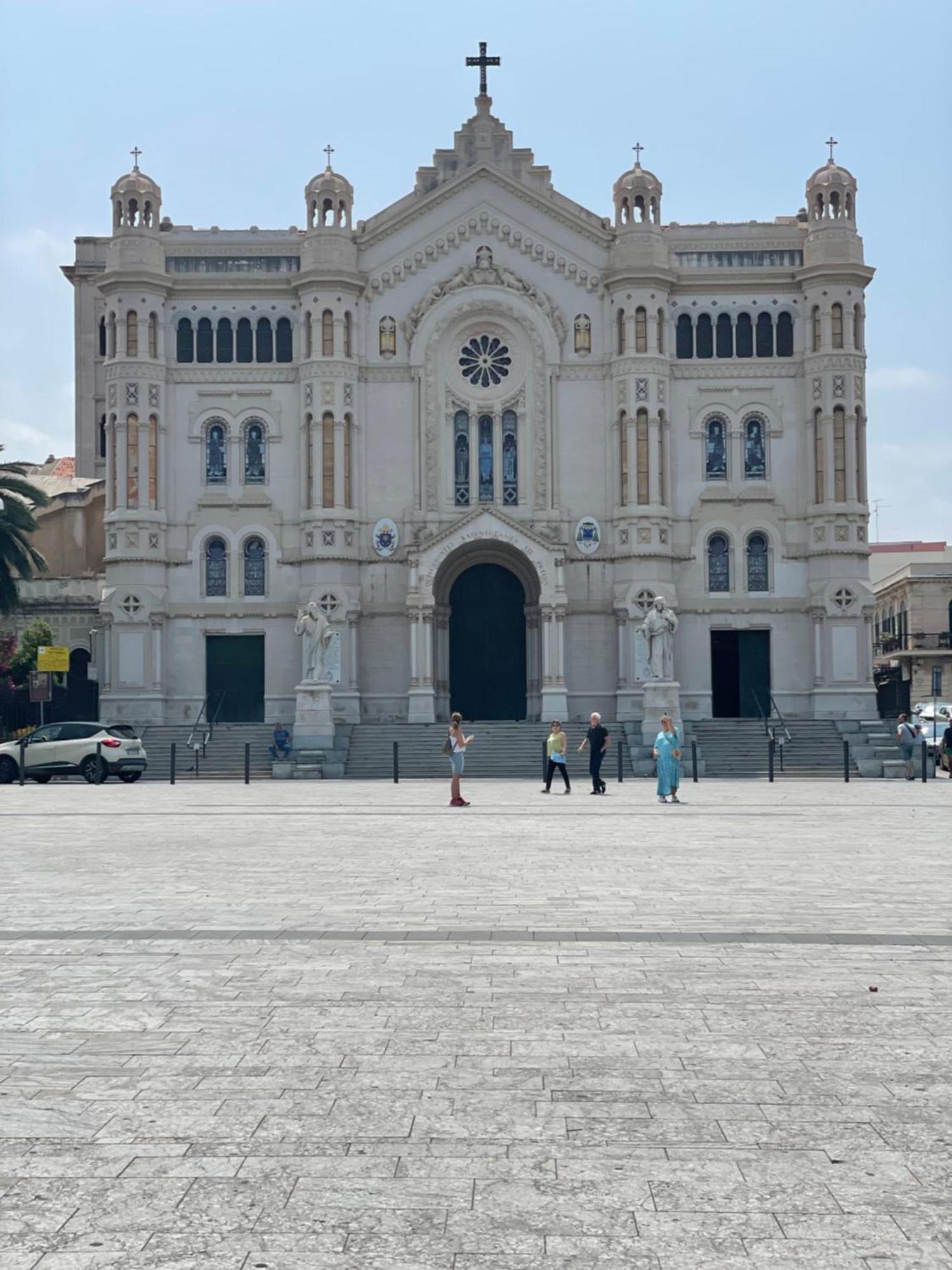 La Cattedrale Hotel Reggio Calabria Exterior photo